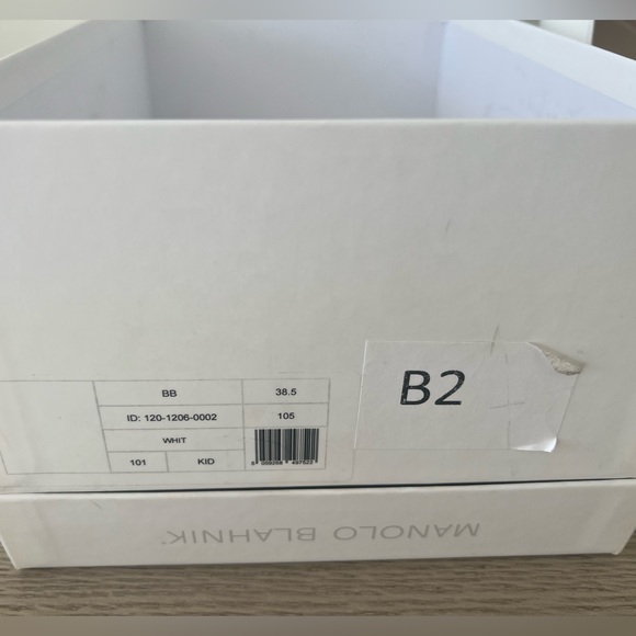 Like New White Manolos - Great for Brides! - Picture 6 of 6